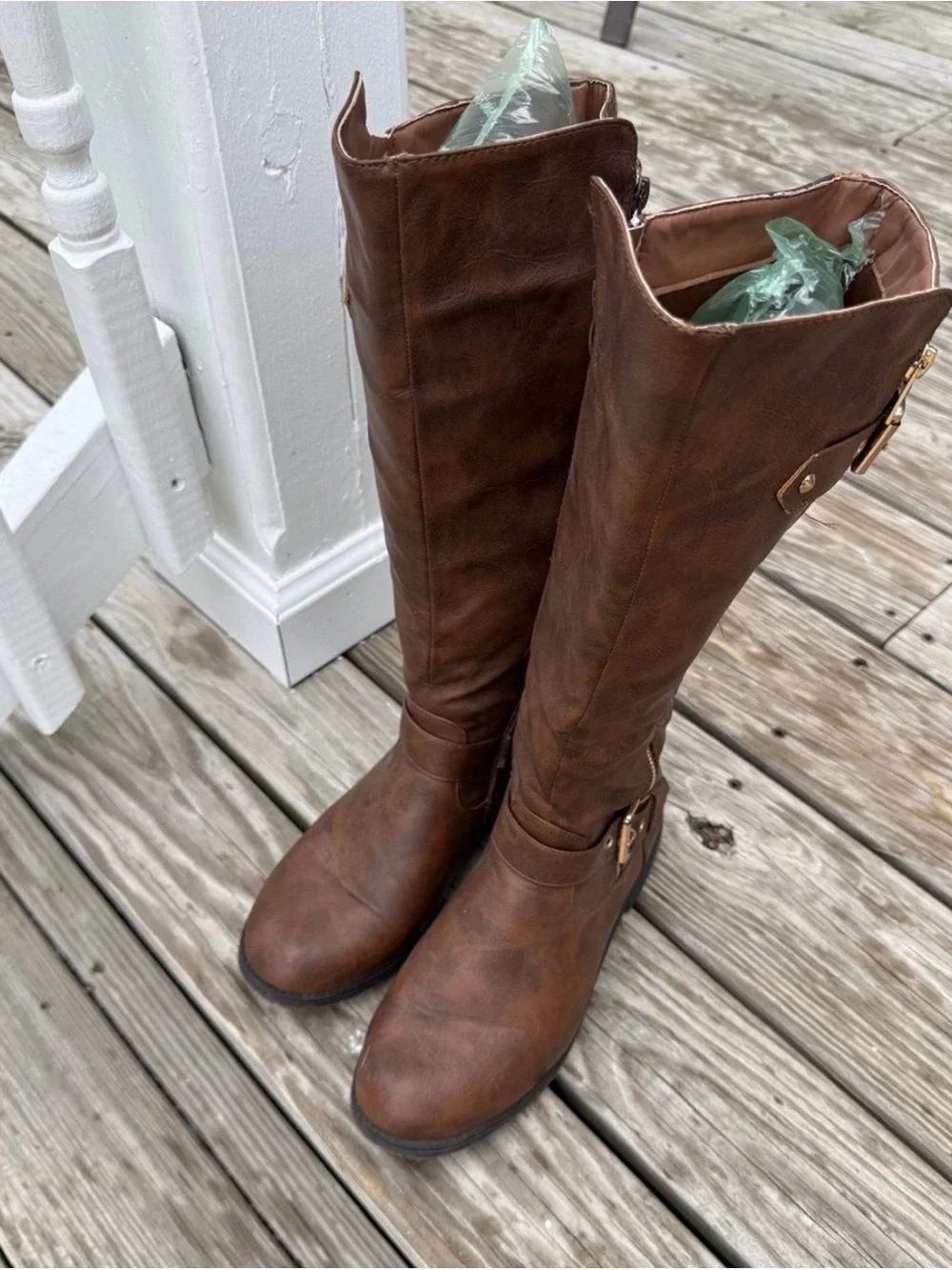 Boots Women’s size 9 brown tan gold knee high boots
